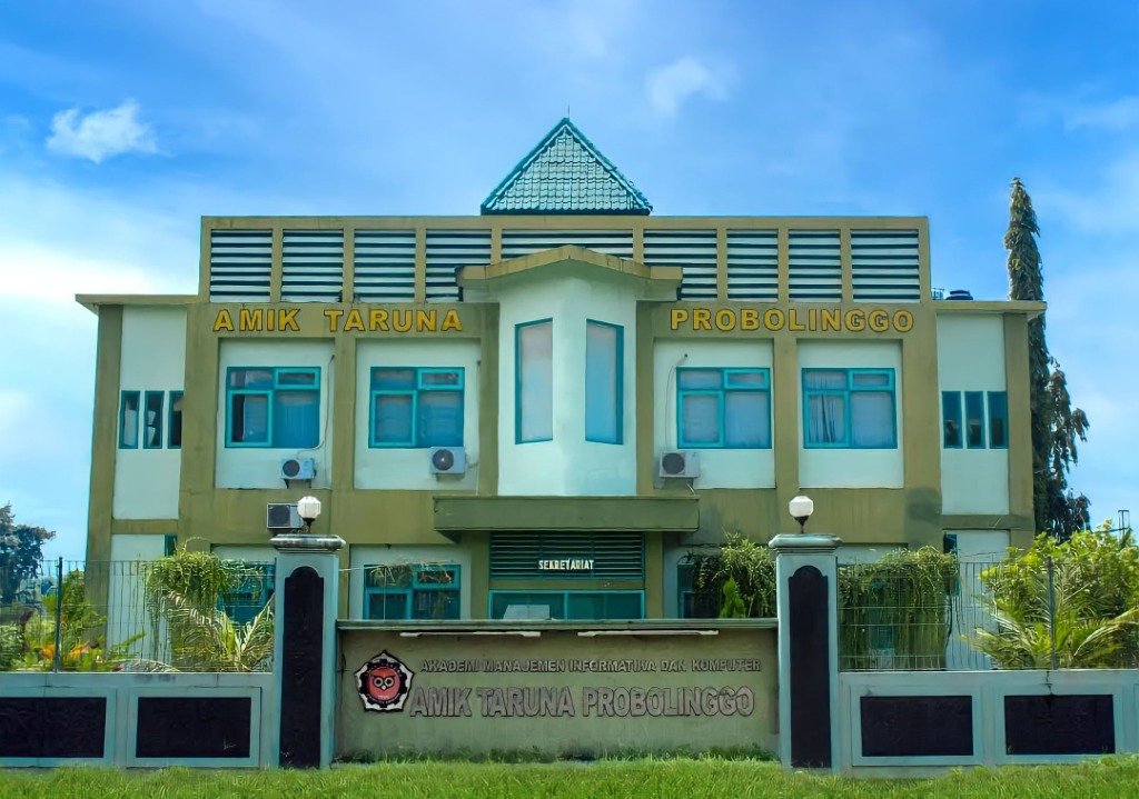 Gedung Sekretariat AMIK Taruna